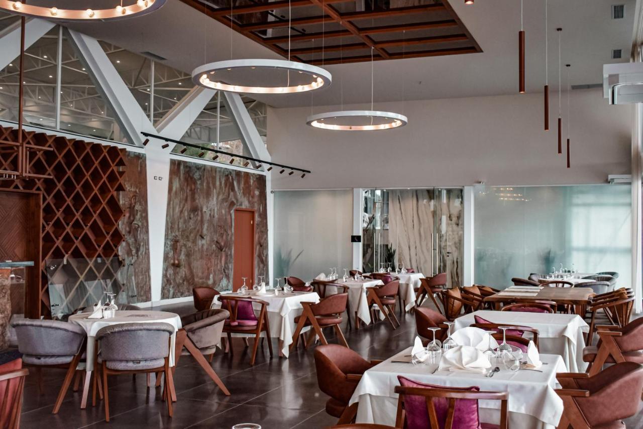 Hotel Nimfa Kanine Екстериор снимка