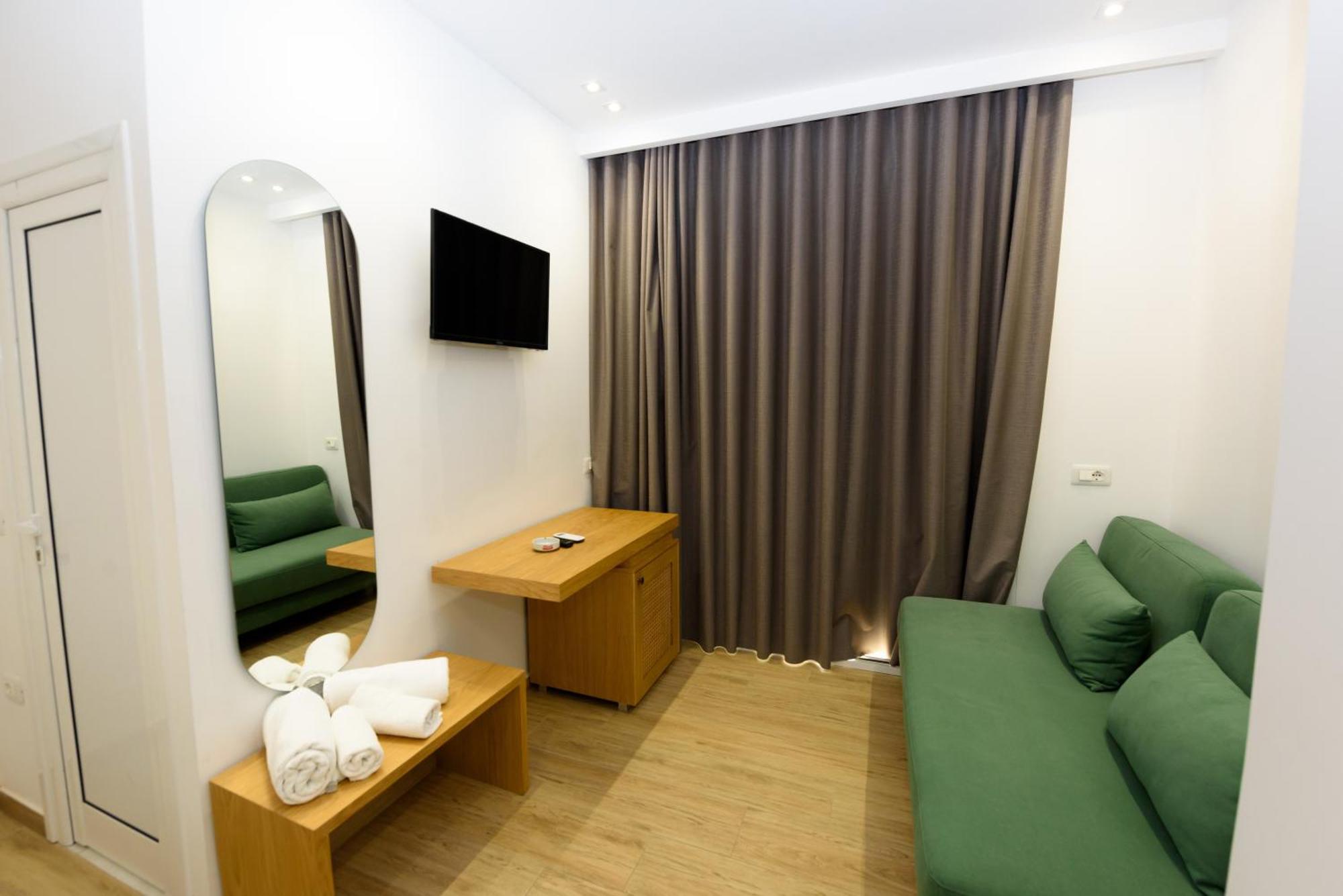 Hotel Nimfa Kanine Екстериор снимка