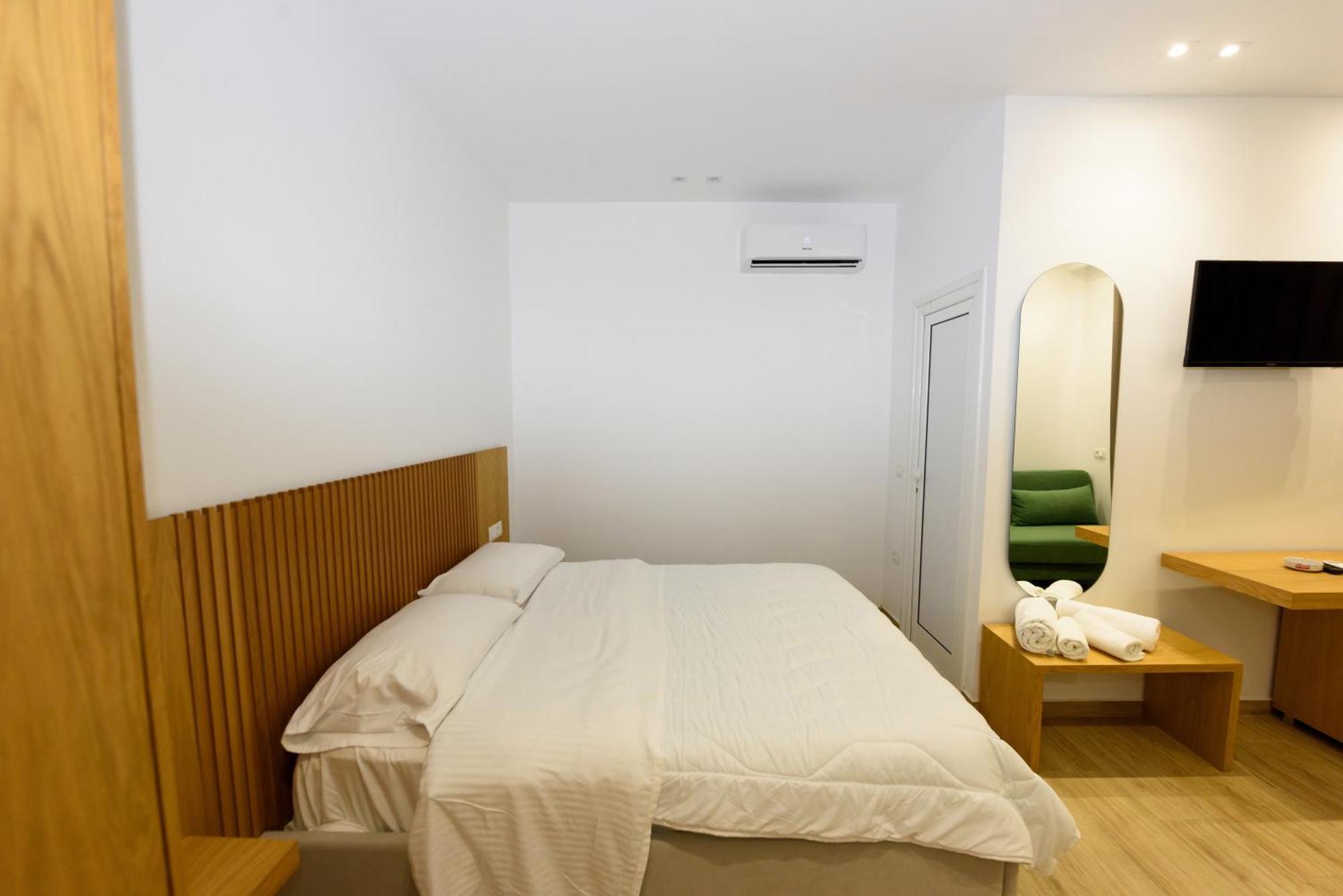 Hotel Nimfa Kanine Екстериор снимка