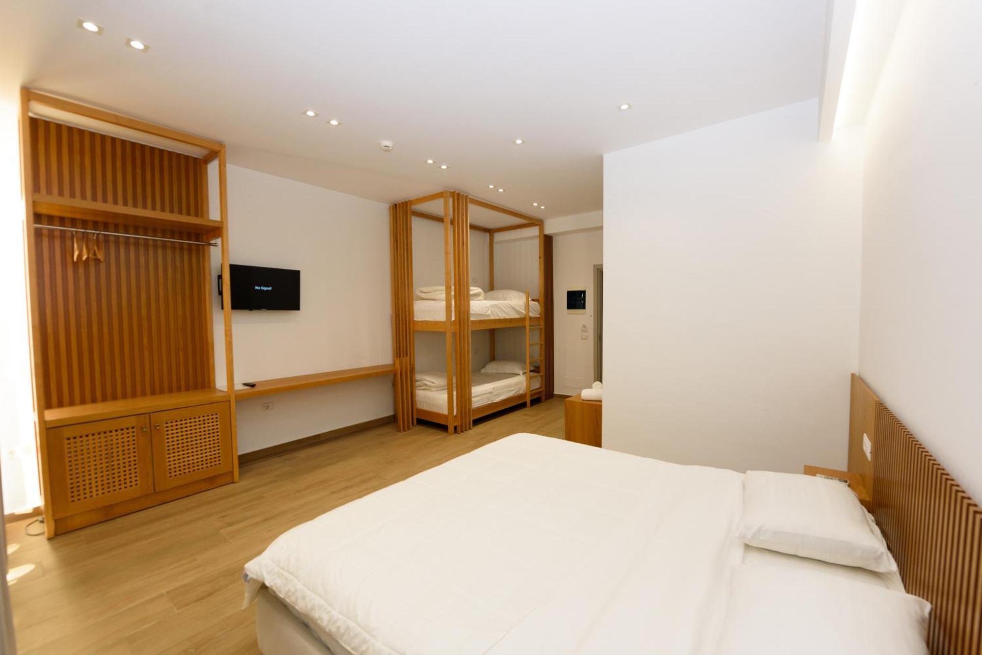 Hotel Nimfa Kanine Екстериор снимка
