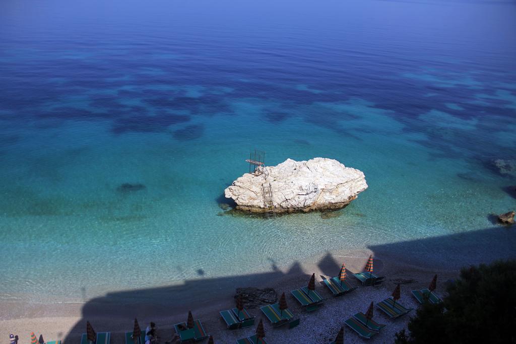 Hotel Nimfa Kanine Екстериор снимка