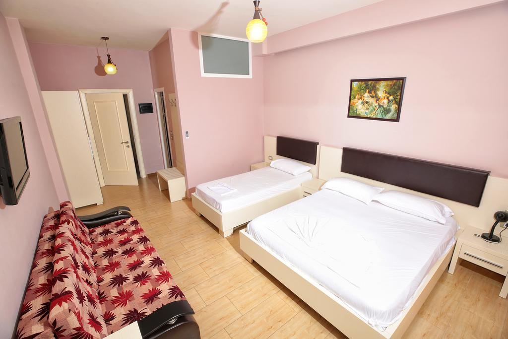Hotel Nimfa Kanine Екстериор снимка