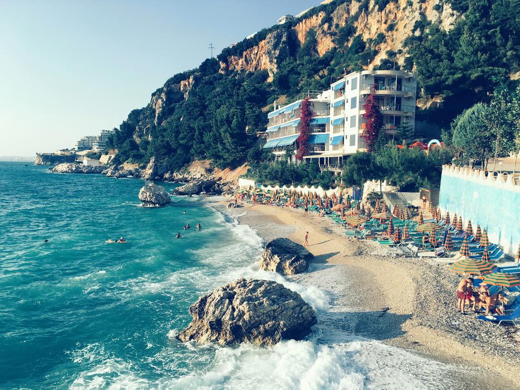 Hotel Nimfa Kanine Екстериор снимка